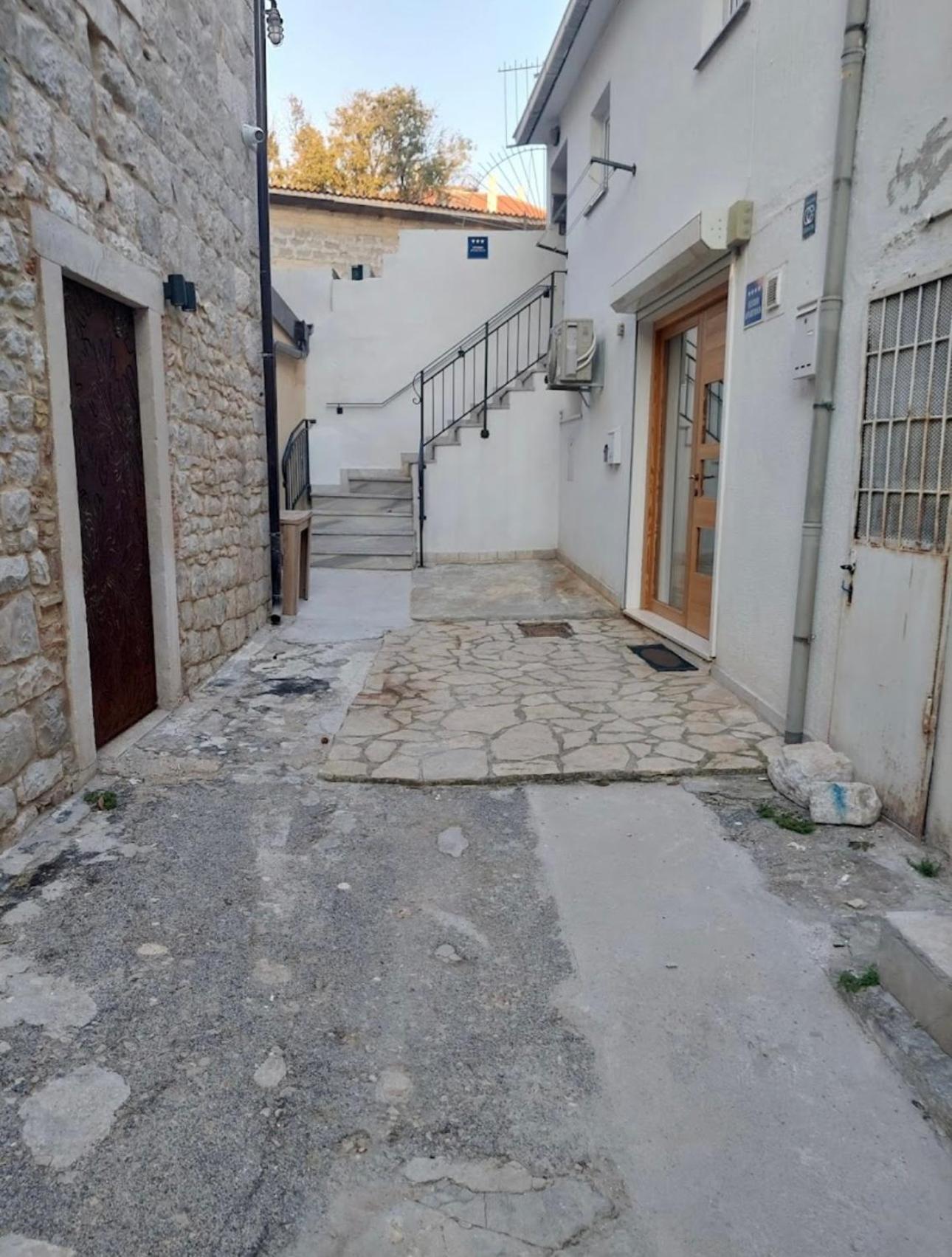 Ferienwohnung Studio Sakic Split Exterior foto